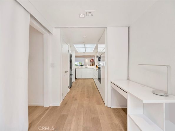 150 Ocean Park 520, Santa Monica CA 90405