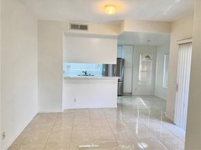 18319 Hart Street 3, Reseda CA 91335