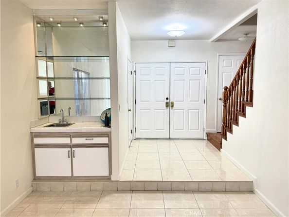 18319 Hart Street 3, Reseda CA 91335