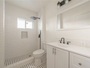 4579 Ambrose Avenue 4, Los Angeles CA 90027