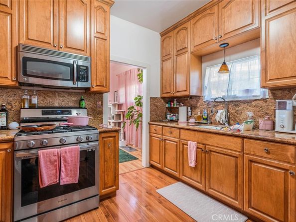 608 N Sparks, Burbank CA 91506