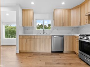10450 10452 Balboa, Granada Hills CA 91344