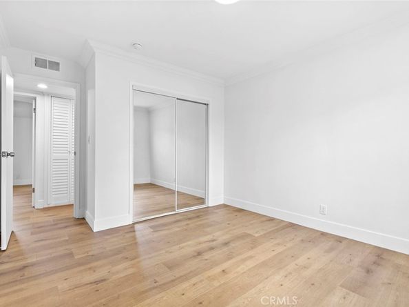 10450 10452 Balboa, Granada Hills CA 91344