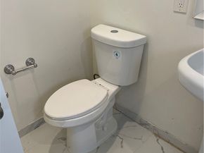 10450 10452 Balboa, Granada Hills CA 91344