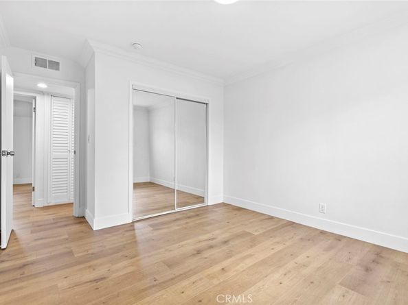 10450 10452 Balboa, Granada Hills CA 91344