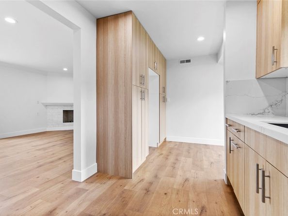 10450 10452 Balboa, Granada Hills CA 91344