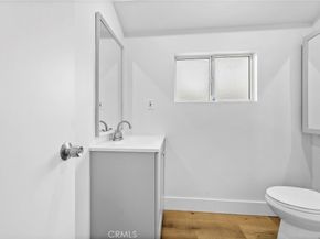 10450 10452 Balboa, Granada Hills CA 91344