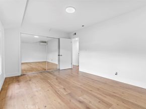 10450 10452 Balboa, Granada Hills CA 91344