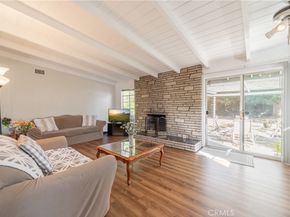 15815 Bassett Street, Lake Balboa CA 91406