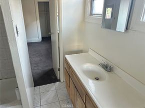 1144 E 68th, Los Angeles CA 90001