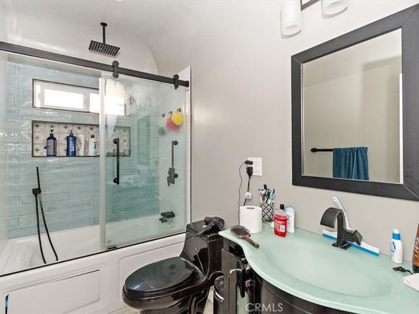 1439 E Artesia Boulevard, Long Beach CA 90805