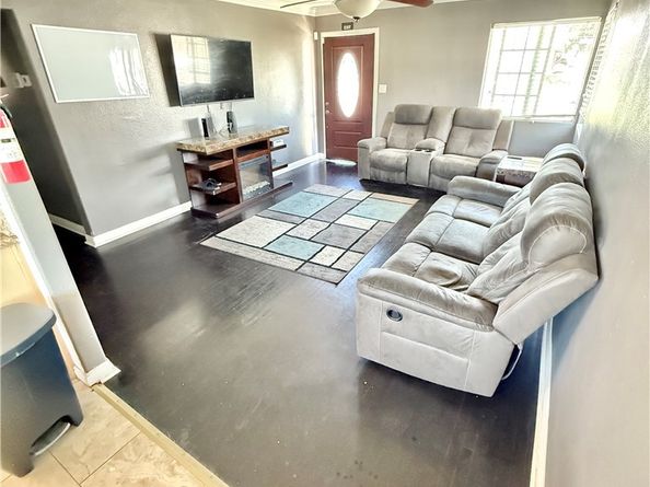 732 James Place, Pomona CA 91767