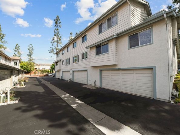 3218 Old Bridgeport Way, San Diego CA 92111