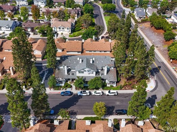 3218 Old Bridgeport Way, San Diego CA 92111