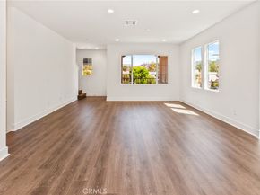 139 Bridle Drive, Burbank CA 91506