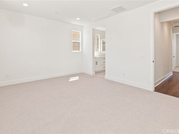 139 Bridle Drive, Burbank CA 91506