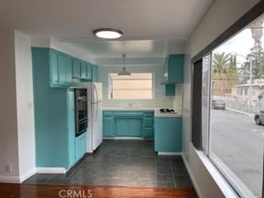 951 N Gardner 6, West Hollywood CA 90046