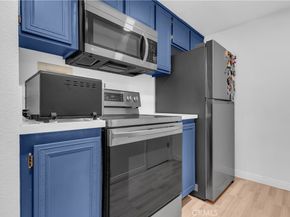 3003 Knollwood Avenue 2, La Verne CA 91750