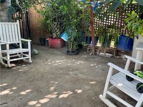 6558 S Van Ness, Los Angeles CA 90047