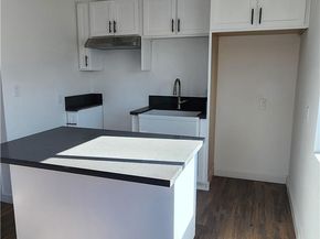 1407 W 59th Place, Los Angeles CA 90047