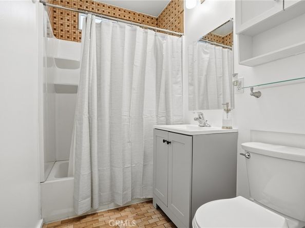 3273 Story St, Los Angeles CA 90063