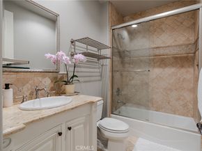 32 Golden Eagle, Irvine CA 92603