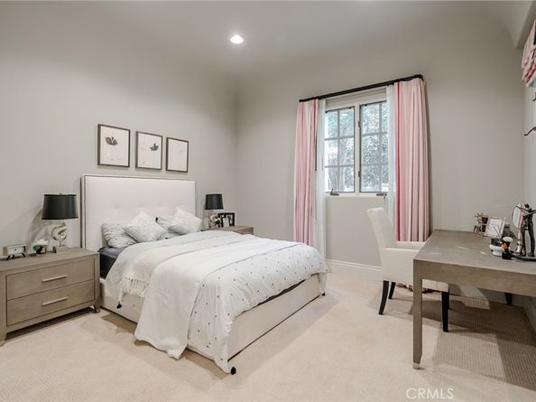 32 Golden Eagle, Irvine CA 92603