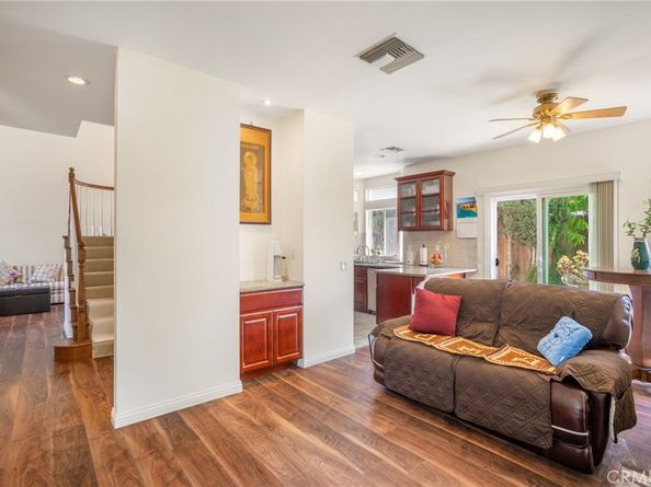 430 W Walnut Avenue W, Monrovia CA 91016