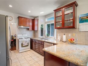 430 W Walnut Avenue W, Monrovia CA 91016