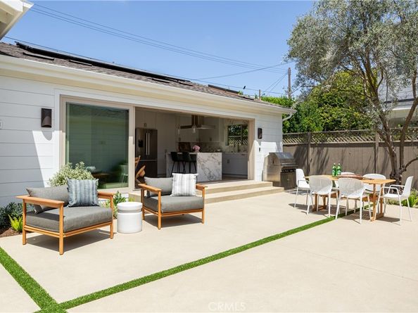 212 E 19th Street, Costa Mesa CA 92627