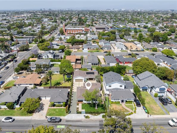 212 E 19th Street, Costa Mesa CA 92627