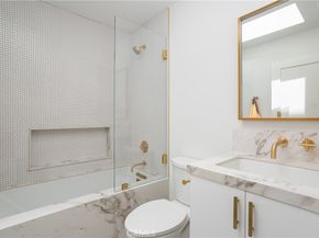 212 E 19th Street, Costa Mesa CA 92627