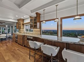 11385 La Vereda, North Tustin CA 92705