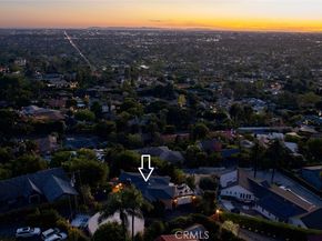 11385 La Vereda, North Tustin CA 92705