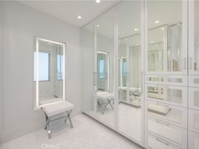 3407 W Oceanfront, Newport Beach CA 92663