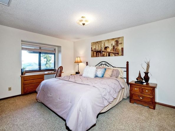 576 Camino De La Cima, San Marcos CA 92078