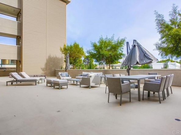 725 Grand Avenue, Carlsbad CA 92008