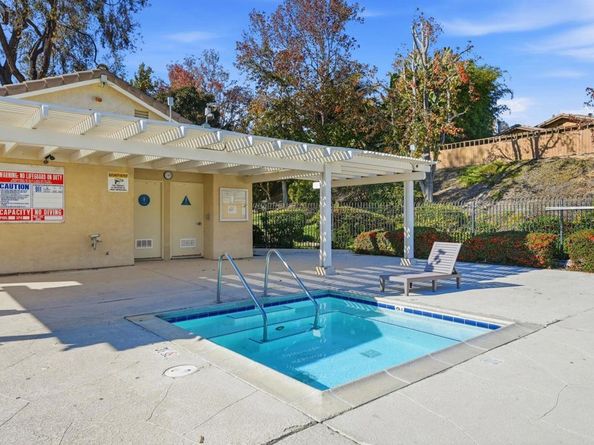 1709 Edgefield Lane, Encinitas CA 92024