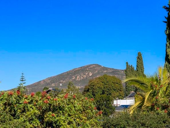 6852 Jackson, San Diego CA 92119