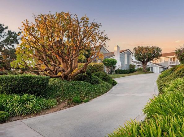 2515 Luciernaga Street, Carlsbad CA 92009