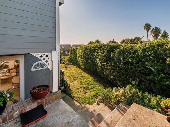 2515 Luciernaga Street, Carlsbad CA 92009