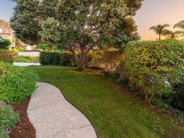 2515 Luciernaga Street, Carlsbad CA 92009