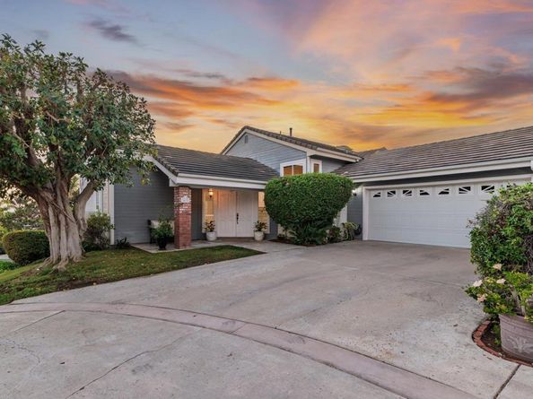 2515 Luciernaga Street, Carlsbad CA 92009