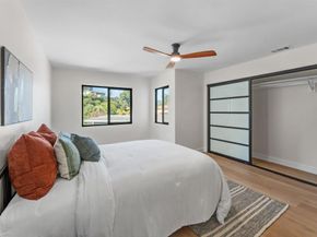 5777 Desert View Drive, La Jolla CA 92037