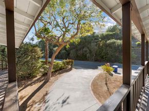 5777 Desert View Drive, La Jolla CA 92037