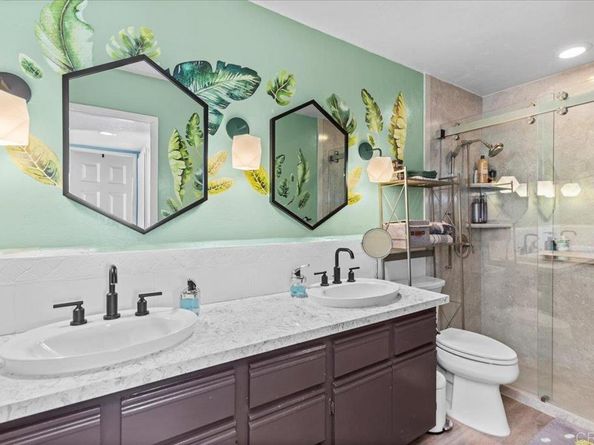 5094 Via Manos E, Oceanside CA 92057