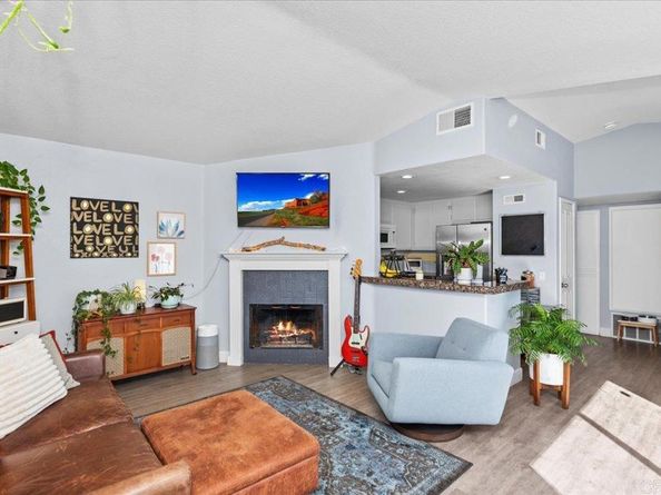 5094 Via Manos E, Oceanside CA 92057