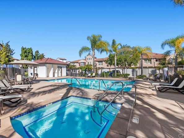 5094 Via Manos E, Oceanside CA 92057