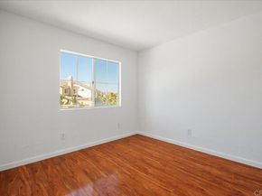 8727 Westmore Road 24, San Diego CA 92126