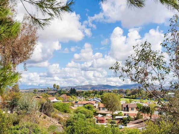 1540 Highridge Drive, Oceanside CA 92056
